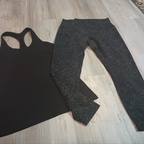 Lululemon Lot - Picture 2 of 6